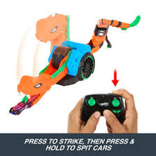 Load image into Gallery viewer, Hot Wheels Lets Race Slither N Strike Remote Control