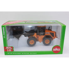 Load image into Gallery viewer, Siku 1:32 3663 JCB Wheel Loader