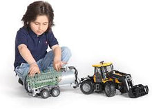 Load image into Gallery viewer, BRUDER 02020 FLIEGL TANKER WITH TOW HOSE DISTRIBUTOR