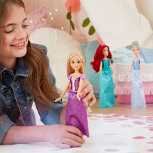 Load image into Gallery viewer, Disney Princess Royal Shimmer Rapunzel