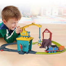 Load image into Gallery viewer, Thomas & Friends Fix 'em Up Friends Track Set