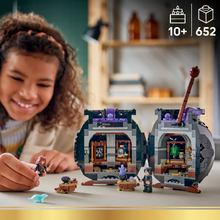Load image into Gallery viewer, Lego Harry Potter Cauldron: Secret Potions Classroom 76464
