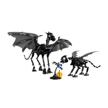 Load image into Gallery viewer, Lego Harry Potter 76458 Thestral Family
