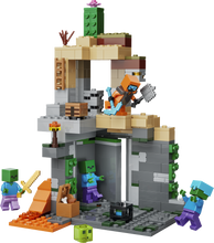 Load image into Gallery viewer, Lego Minecraft 21587 Zombie Dungeon
